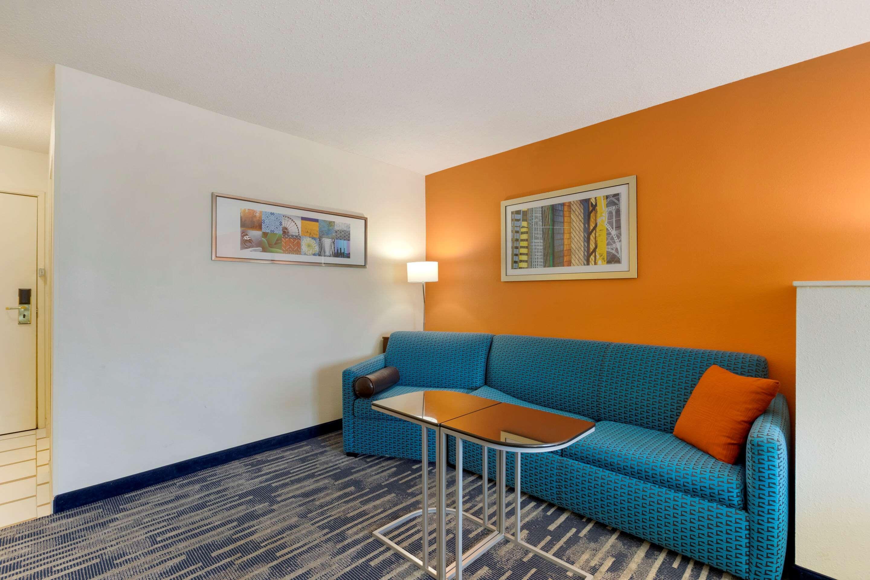 Quality Inn & Suites Keokuk North Exteriör bild