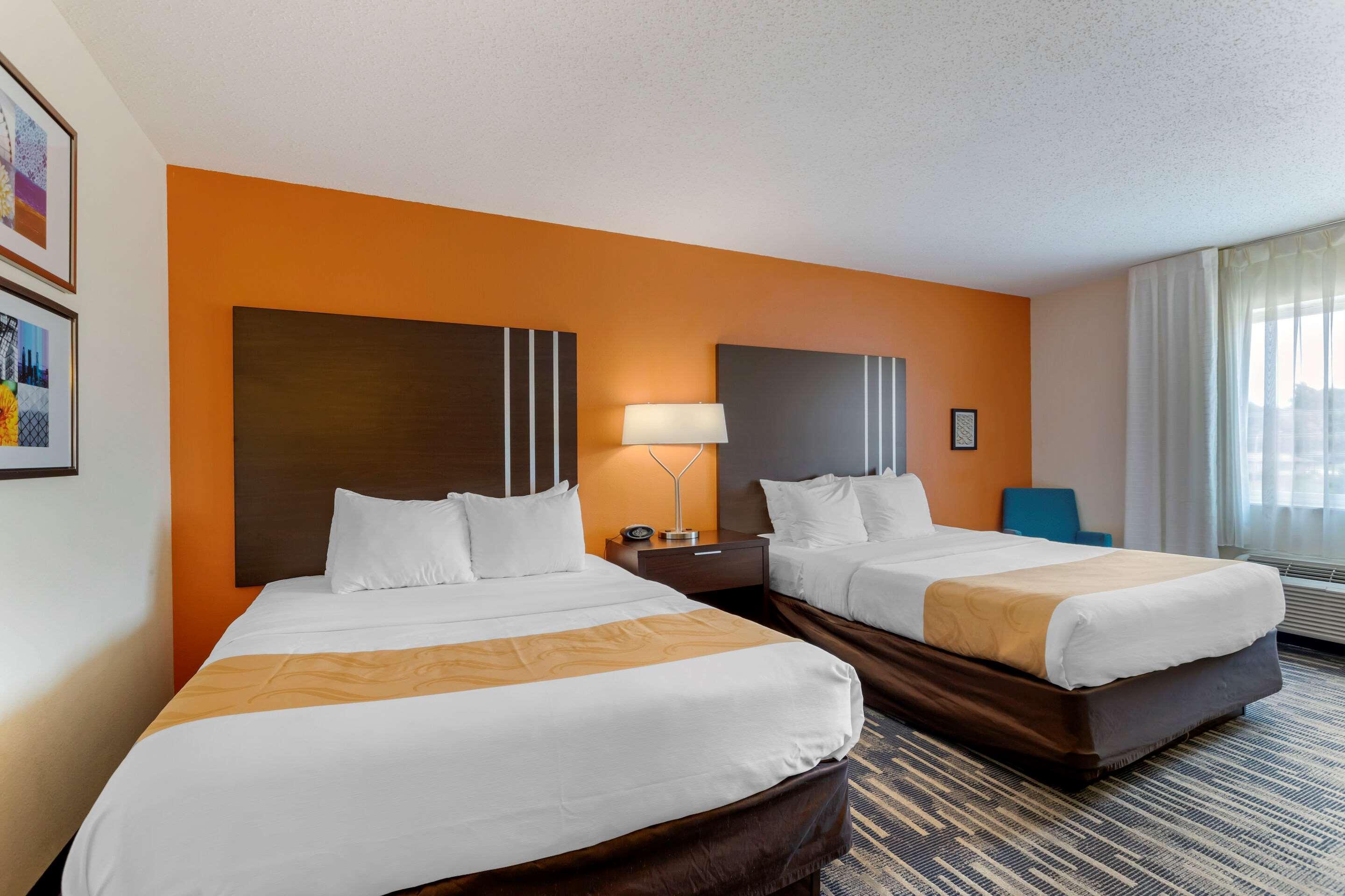 Quality Inn & Suites Keokuk North Exteriör bild