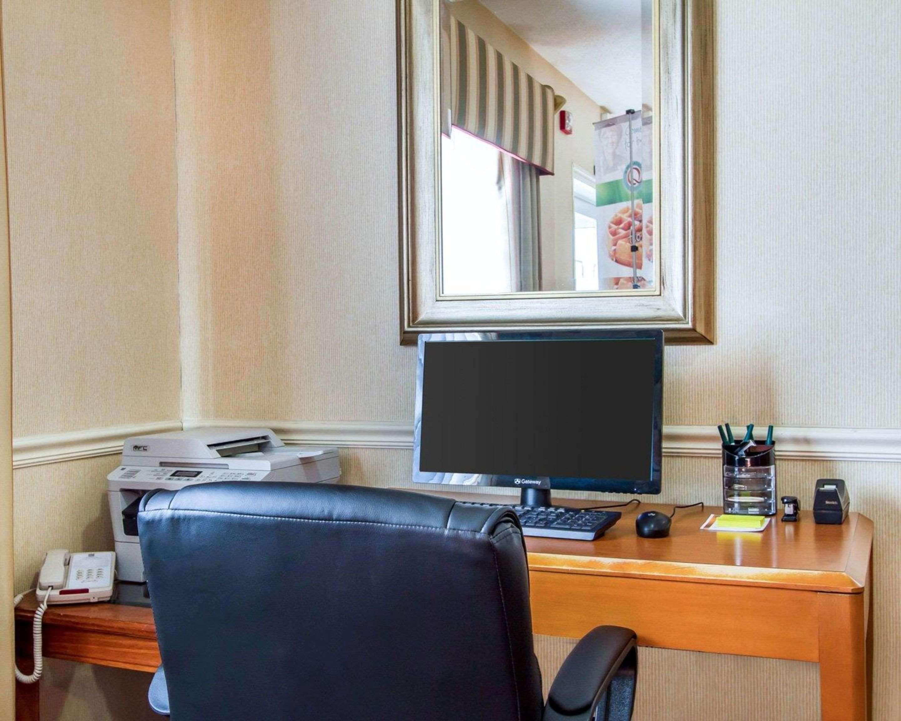 Quality Inn & Suites Keokuk North Exteriör bild