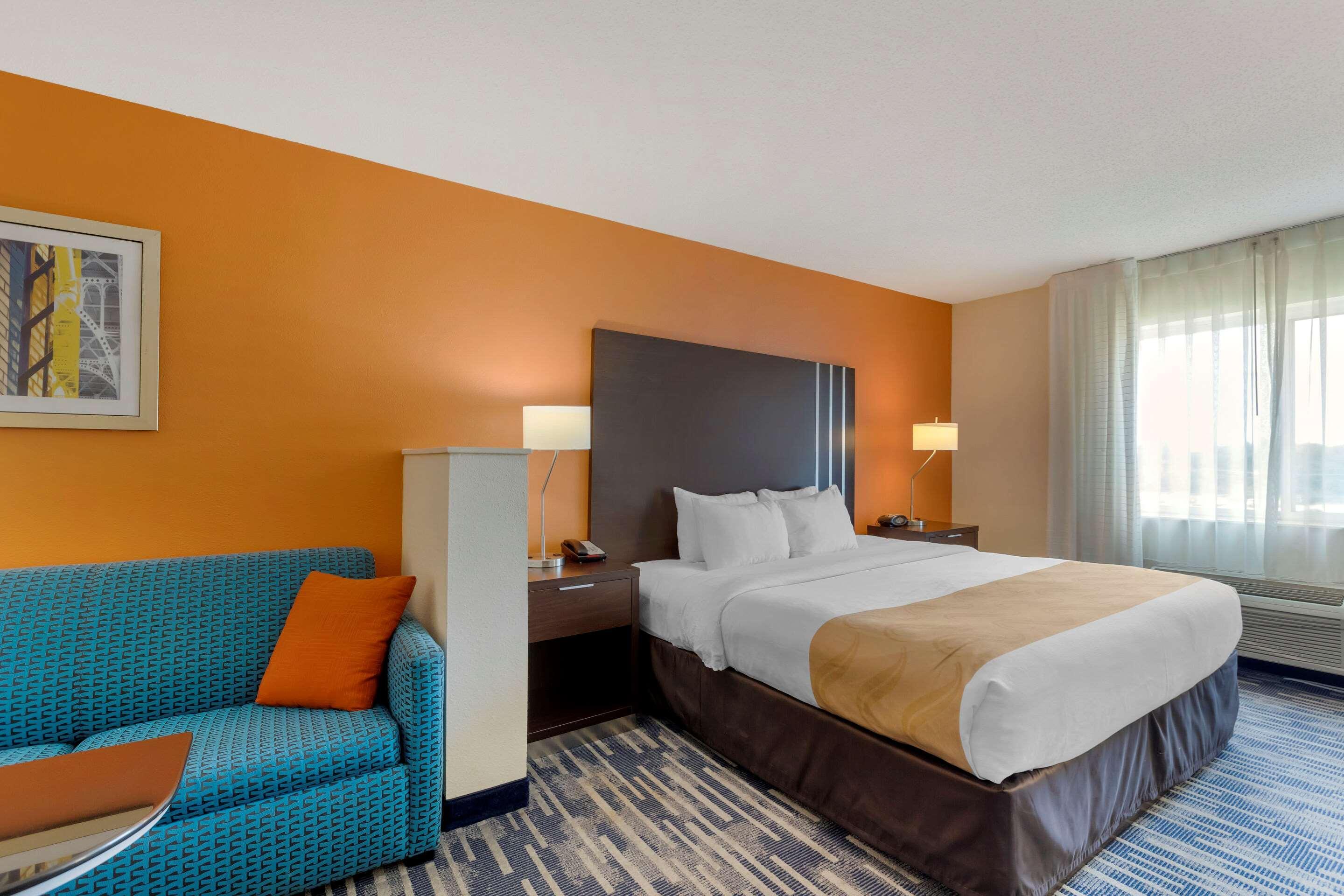 Quality Inn & Suites Keokuk North Exteriör bild