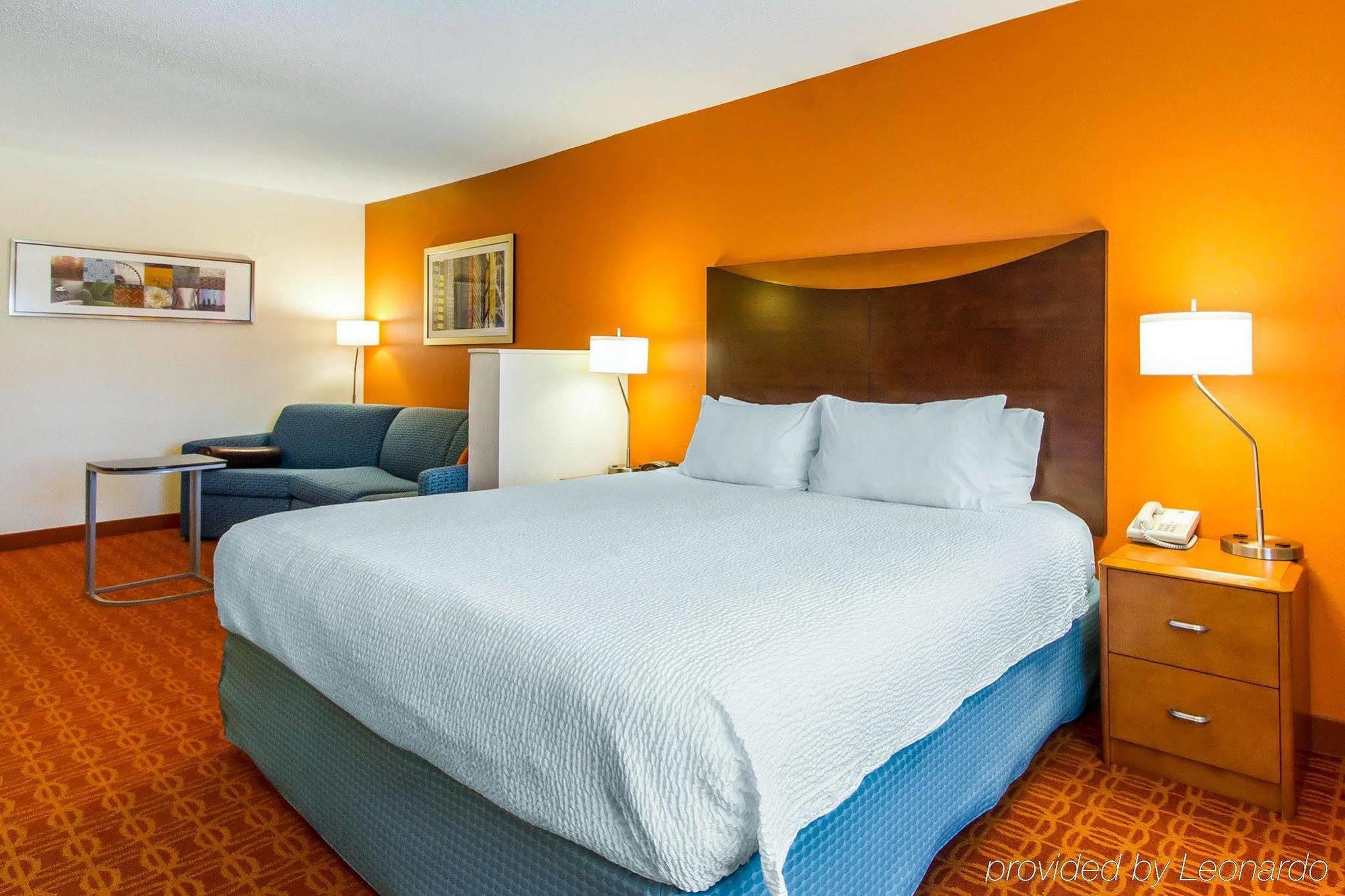 Quality Inn & Suites Keokuk North Exteriör bild
